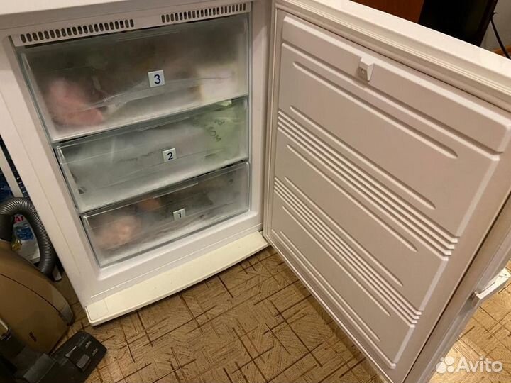 Холодильник Liebherr