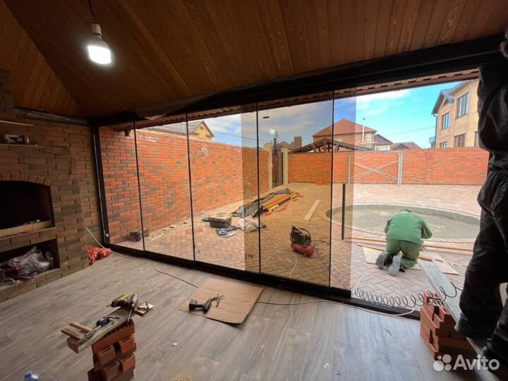 Раздвижное безрамное остекление /Свое производство