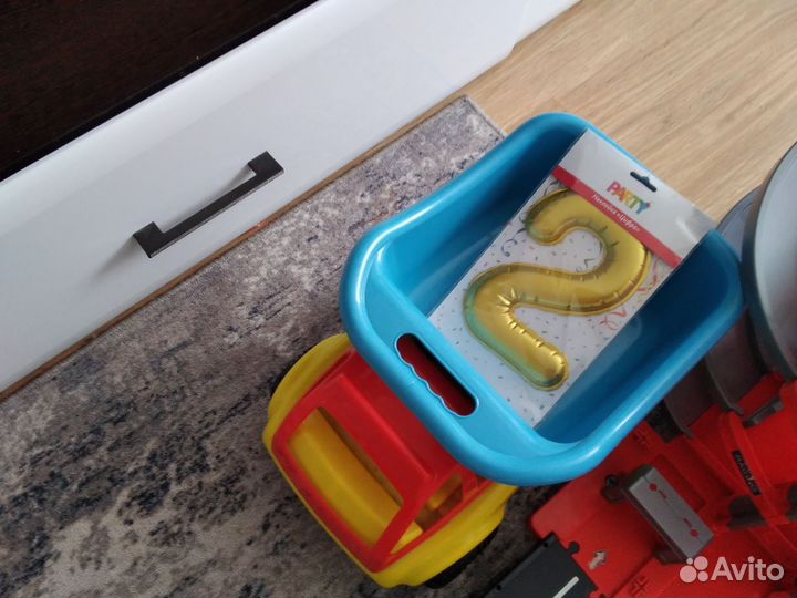 Гараж парковка игрушка