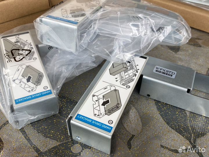 Продам адаптер Dell 2.5 in 3.5 09W8C4