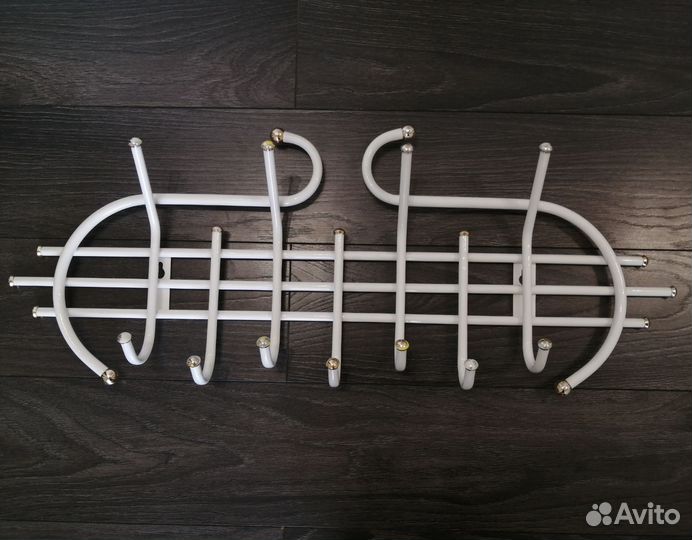 Вешалка настенная