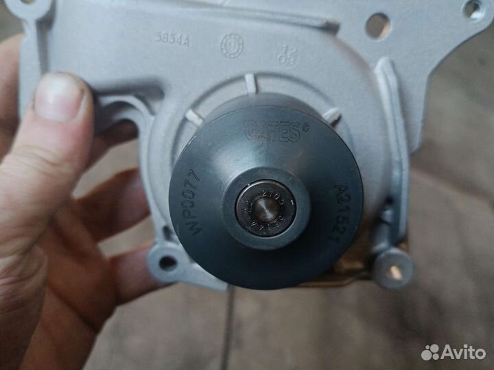 Помпа рено,ниссан,дачия,инфинити,мерседес