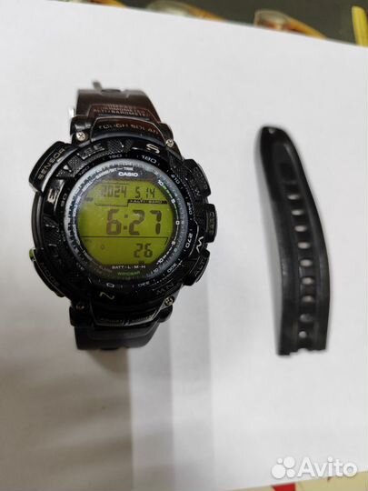 Часы casio pro trek
