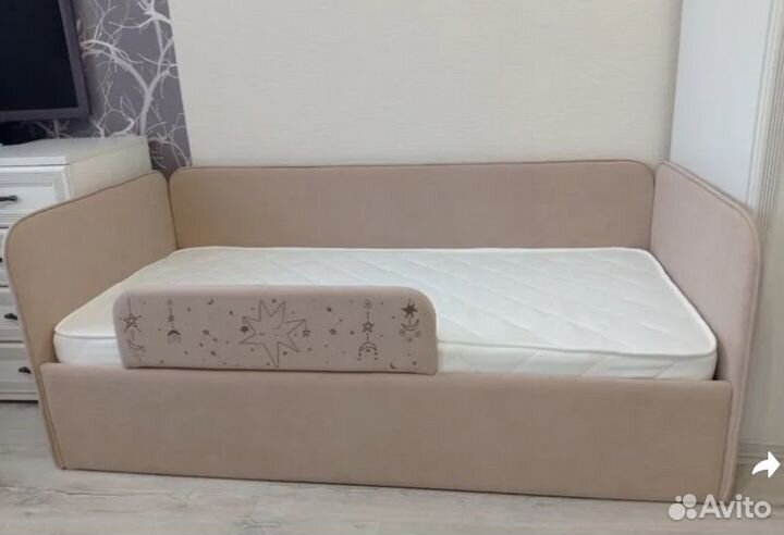 Диван кровать / Детская кровать Новая от 3 лет