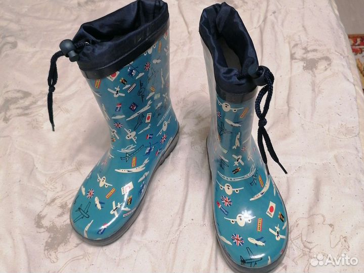 Резиновые сапожки