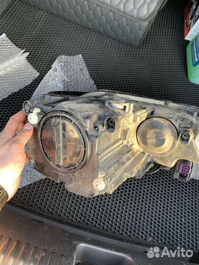 Фара передняя левая на volkswagen jetta 6