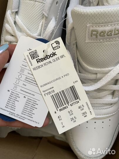 Кроссовки Reebok Classic и лофферы LK Bennet