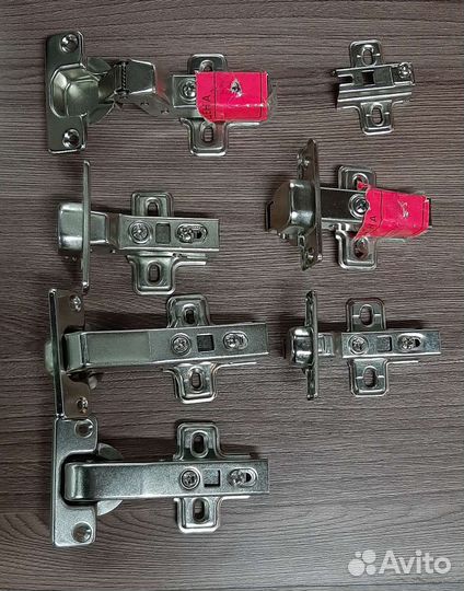 Петли для шкафов с доводчиками и без доводчиков