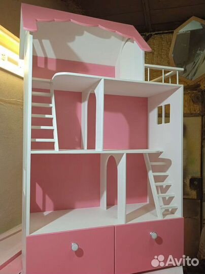 Домик кукольный