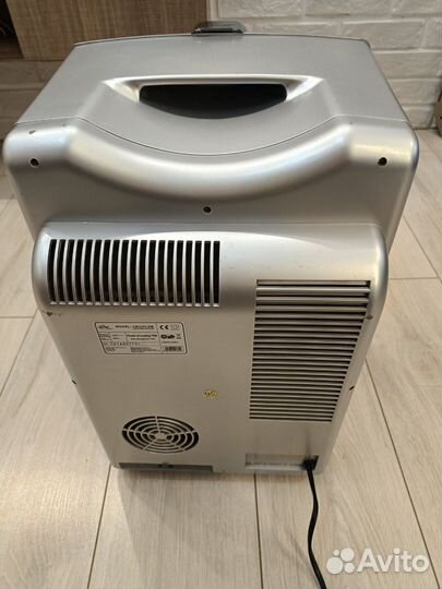 Redbull барный холодильник