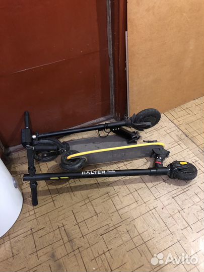 Городской электросамокат