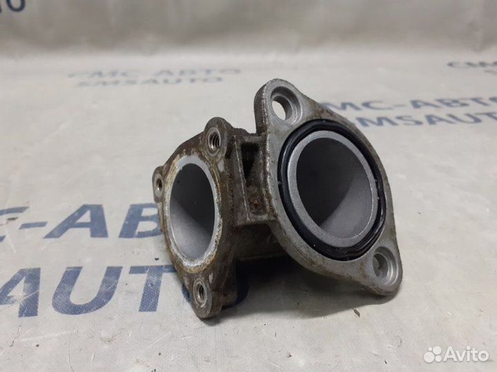 Фланец системы охлаждения Porsche Cayenne 3.6