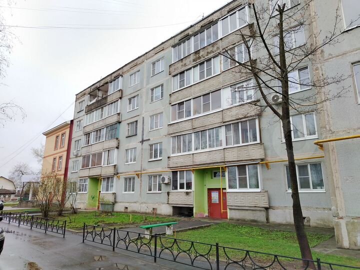 2-к. квартира, 48 м², 4/5 эт.