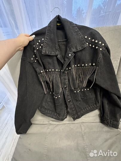 Джинсовая куртка женская