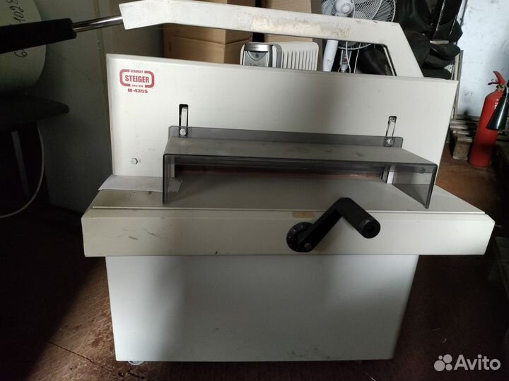 Резак гильотинный