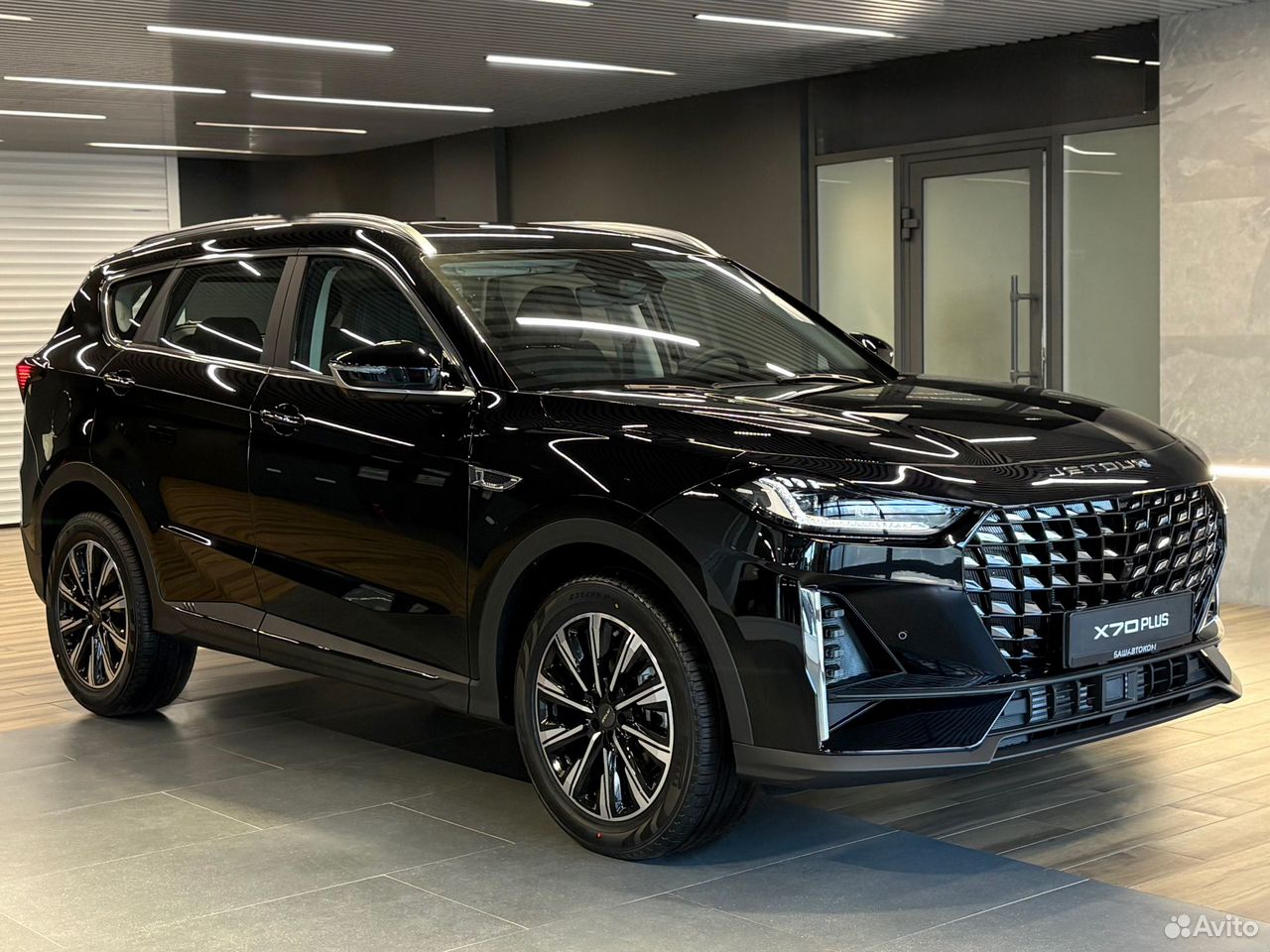 Jetour X70 Plus 1.6 AMT, 2026