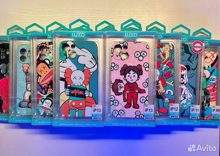 Чехол на iPhone 11 13 Luxo Kaws