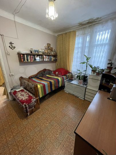 Комната 24,5 м² в 4-к., 4/4 эт.