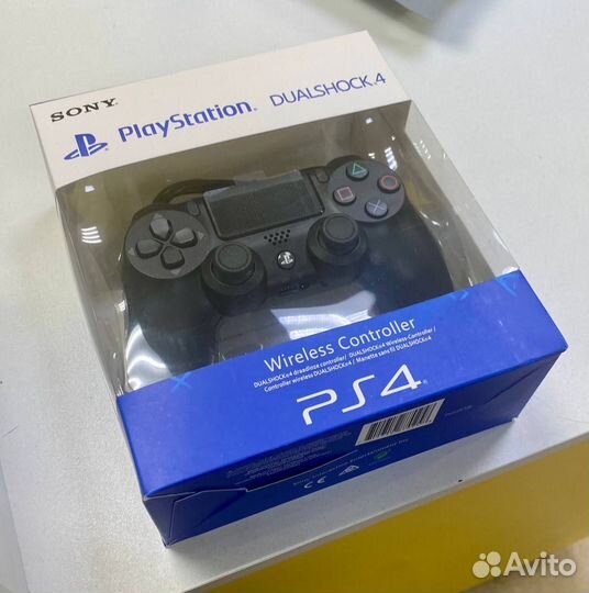 Геймпад Sony Dualshock 4