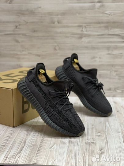 Мужские кроссовки Adidas Yeezy Boost 41-45