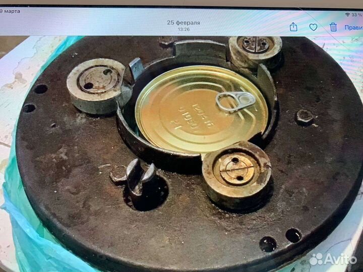 Машинка для закатки жестяных банок