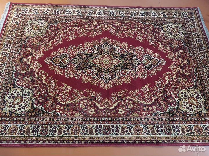 Ковер синтетический