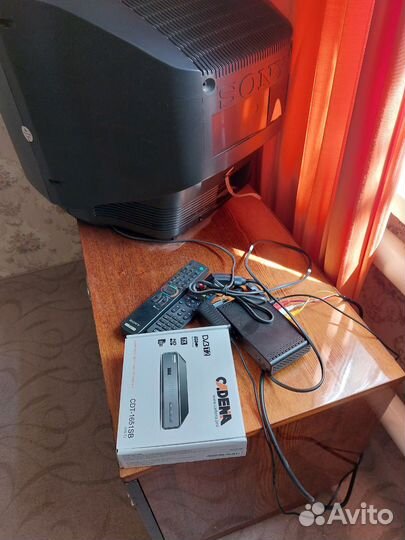 Телевизор б/у Sony Trinitron