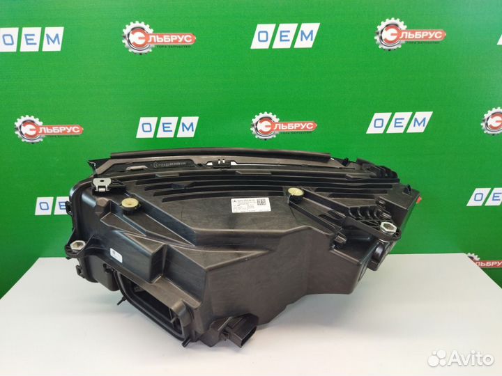 Фара правая GLC