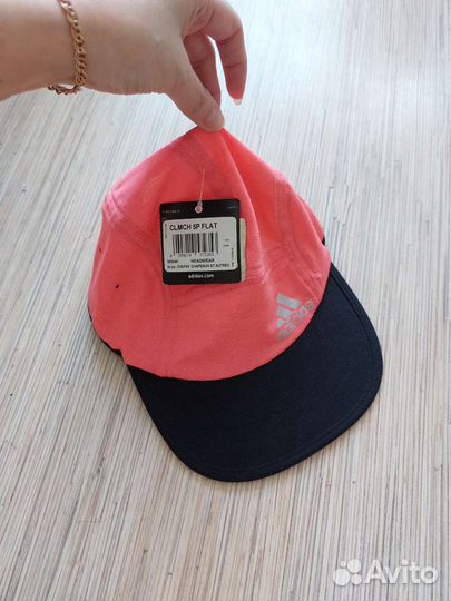 Кепка женская Adidas новая, 56 размер