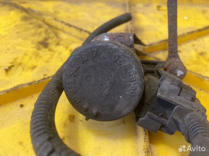 Датчик положения кузова Mercedes Vito W638 OM 611