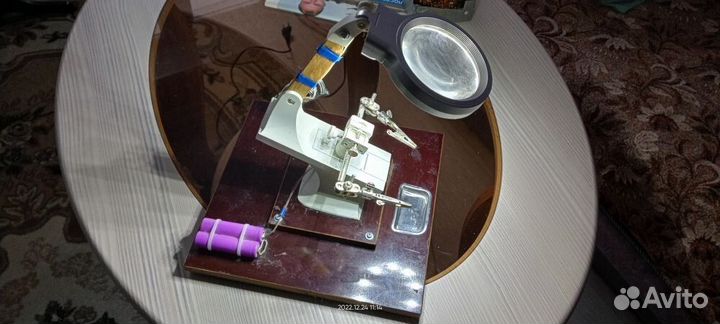 Третья рука для пайки