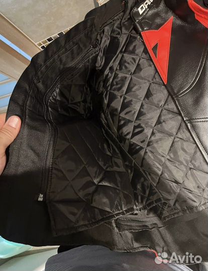 Мотокуртка Dainese avro 4