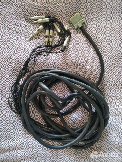 Кабель Mogami 2932 dsub - 8 jacks / 9метров