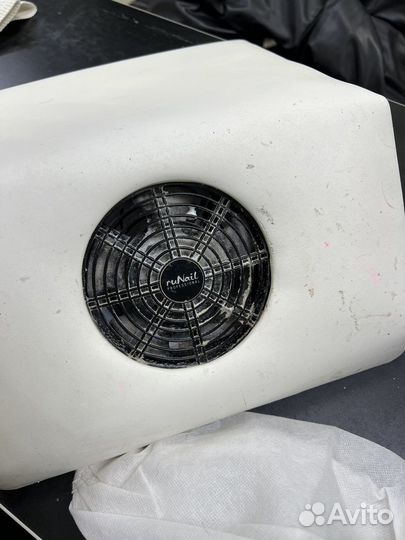 Пылесос маникюрный