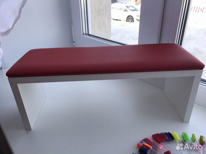 Подставка для маникюра новая