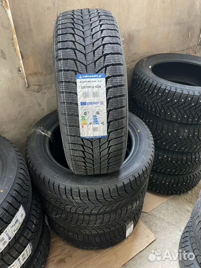 Triangle PL01 225/55 R18