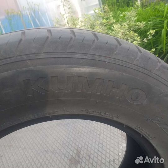 Kumho Crugen HP71 265/65 R17