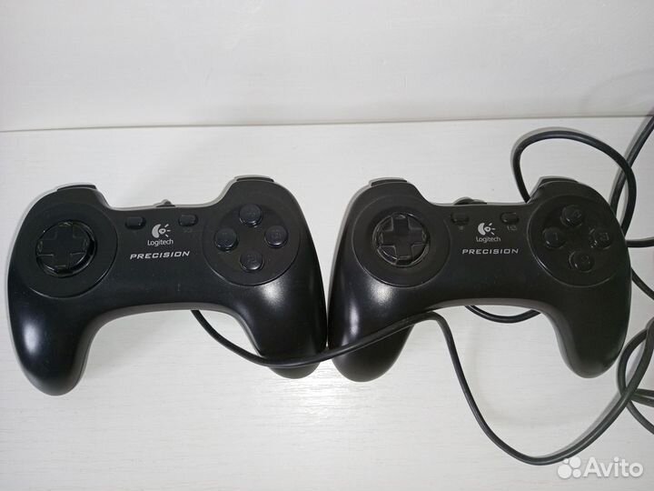 Геймпад logitech precision 2шт