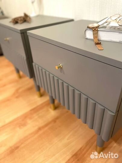 Тумба прикроватная