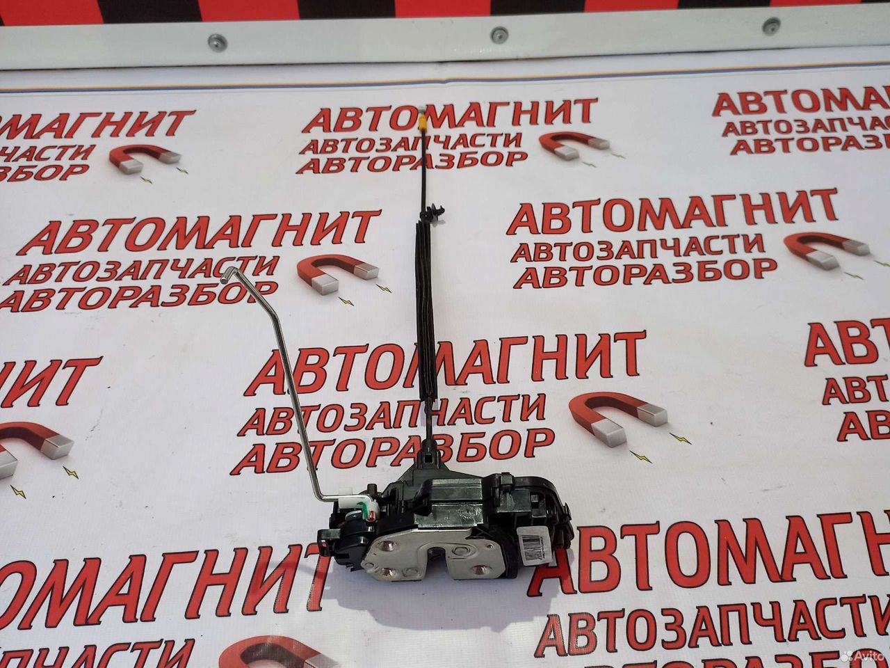 Замок двери задней левой Джили Кулрей Coolray SX11