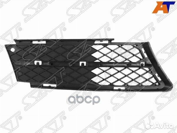 Решетка в бампер BMW E90 05-08 RH ST-BM34-000G