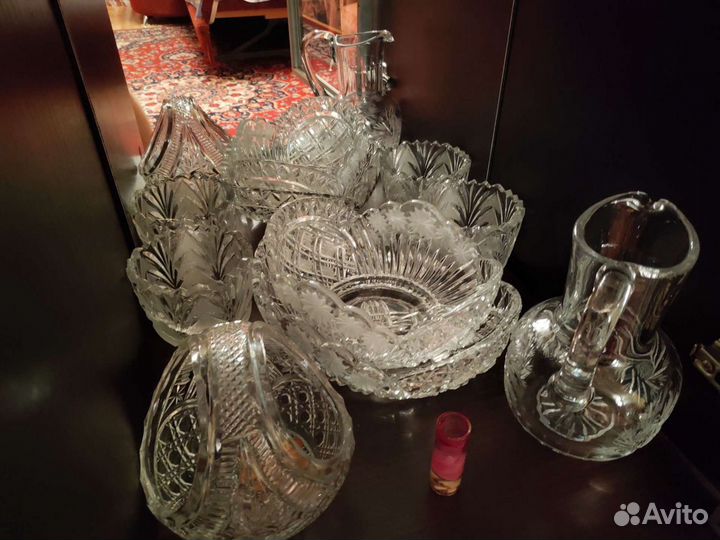 Кружки, рюмки, фужеры, ваза, салатница, хрусталь