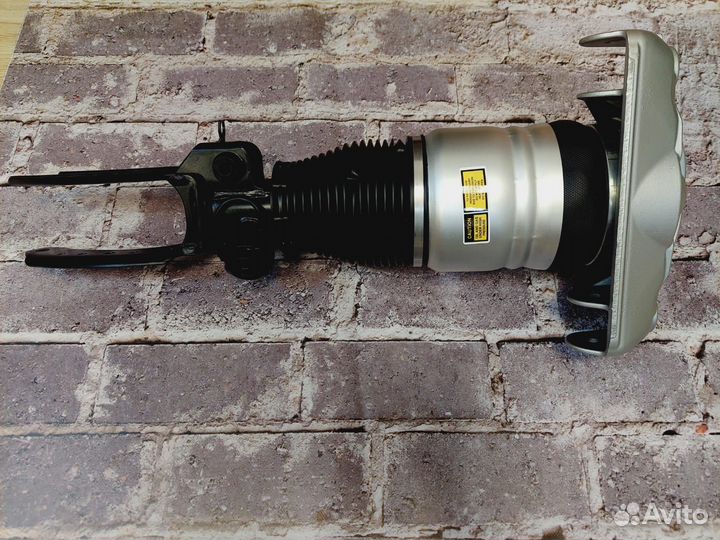 Пневматическая стойка Фольцваген гп 7L8616039