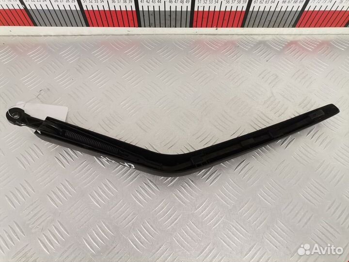 Щеткодержатель задний Renault Megane 1997