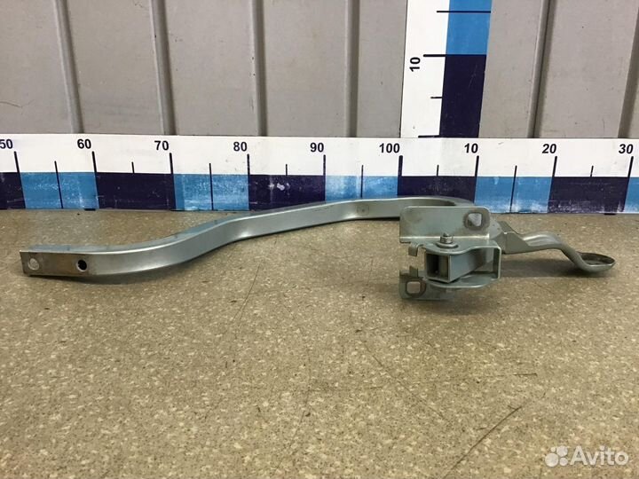 Петля крышки багажника Renault Logan 2005-2014