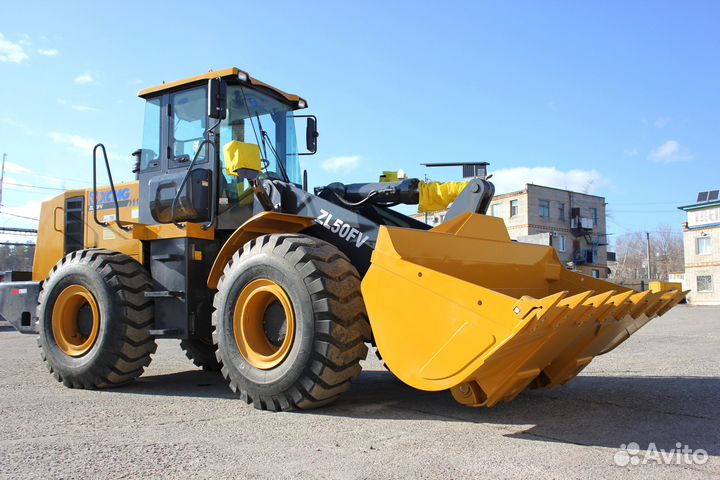 Фронтальный погрузчик XCMG ZL50FV, 2023