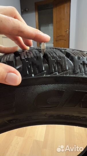 Bridgestone Ice Cruiser 7000 205/60 R16 92T