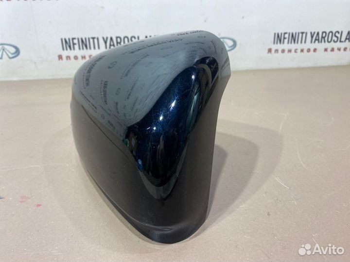 Крышка зеркала правая Toyota Land Cruiser 300 J300