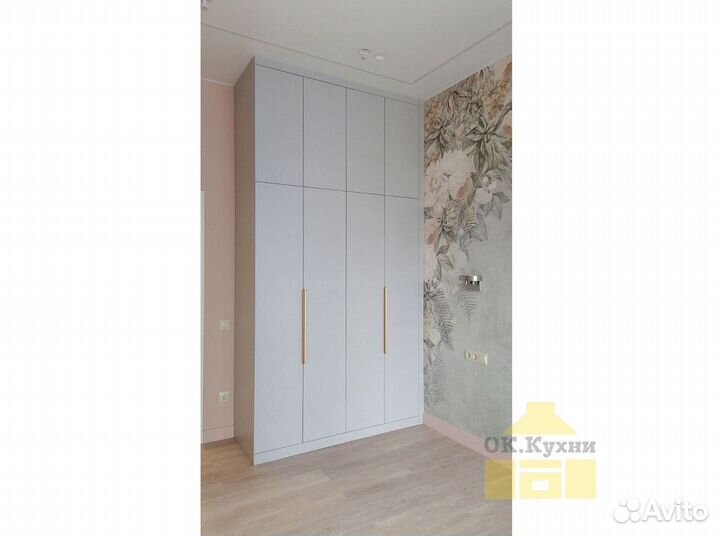 Встраиваемый шкаф