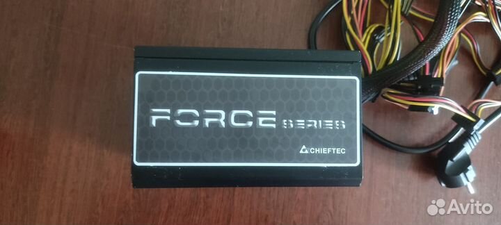 Блок питания Chieftec force cps-750s